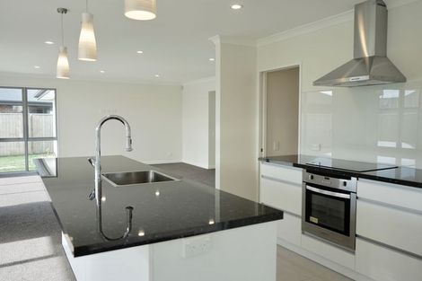 Photo of property in 13 Wakeman Way, Kaiapoi, 7630