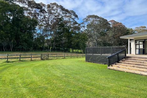 Photo of property in 261 Sutton Road, Drury, Papakura, 2584