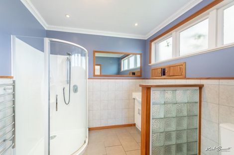 Photo of property in 27 King Street, Ebdentown, Upper Hutt, 5018