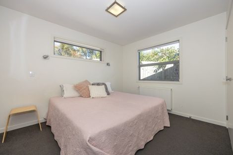 Photo of property in 16 Bevan Place, Wanaka, 9305