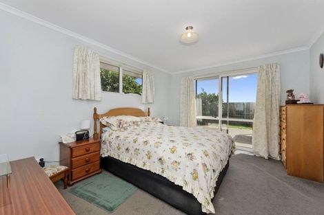 Photo of property in 8 Ruske Place, Grandview Heights, Hamilton, 3200