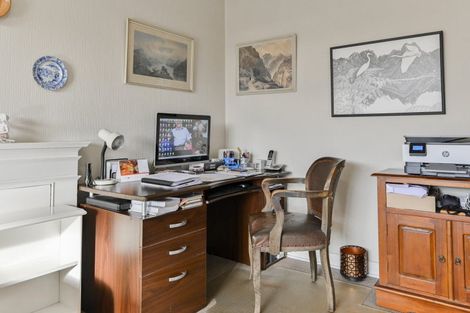 Photo of property in 72a Te Mata Road, Havelock North, 4130