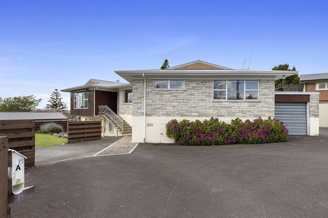 Photo of property in 18a Hillcrest Road, Hillcrest, Hamilton, 3216