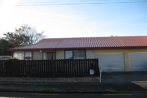 Photo of property in 2/4 Convoy Street, New Brighton, Christchurch, 8083
