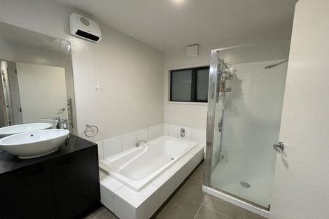 Photo of property in 149 Kelburn Parade, Kelburn, Wellington, 6012