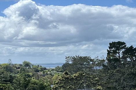 Photo of property in 4 Nottingham Place, Northcross, Auckland, 0630