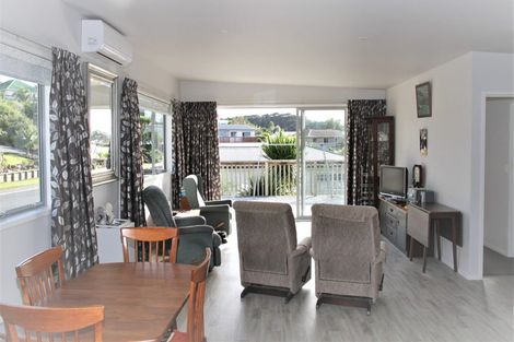 Photo of property in 6 Protea Drive, Cable Bay, 0420