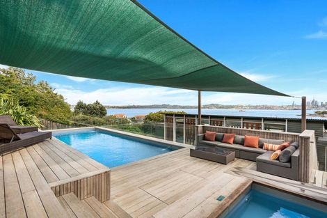 Photo of property in 19 Jubilee Avenue, Devonport, Auckland, 0624