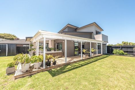 Photo of property in 13 Kamahi Street, Castlecliff, Whanganui, 4501