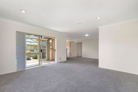 Photo of property in 4b Hoyte Place, Pukehangi, Rotorua, 3015