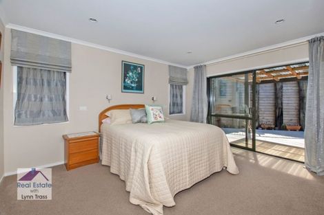 Photo of property in 14 Tieke Place, Horahora, Whangarei, 0110
