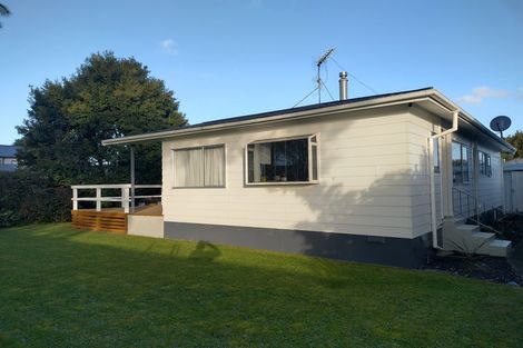 Photo of property in 15 Kindergarten Drive, Conifer Grove, Takanini, 2112