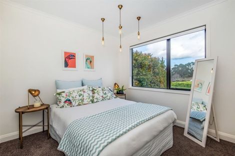 Photo of property in 72 Vaughans Road, Long Bay, Albany, 0792