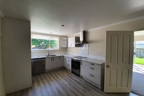 Photo of property in 40 Margarita Rise, Pukekohe, 2120