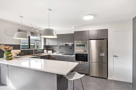 Photo of property in 8 Dulcie Place, Harewood, Christchurch, 8051