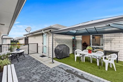 Photo of property in 12 Crest Way, Papamoa, 3118