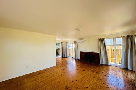 Photo of property in 156 Sunset Road, Unsworth Heights, Auckland, 0632