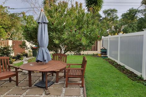 Photo of property in 38 Atkin Avenue, Mission Bay, Auckland, 1071