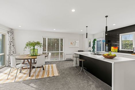 Photo of property in 152 Avonhead Road, Avonhead, Christchurch, 8042