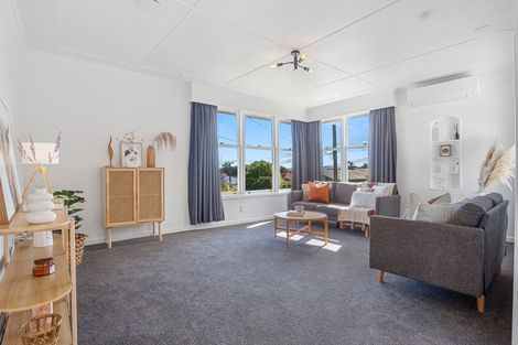 Photo of property in 104a Brunton Crescent, Thames, 3500