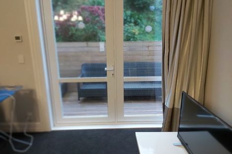 Photo of property in 15 Portland Crescent, Thorndon, Wellington, 6011