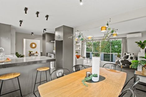 Photo of property in 9 Thames Street, Welbourn, New Plymouth, 4310