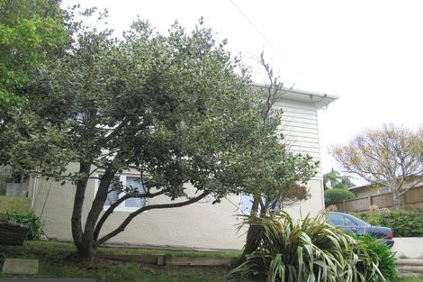 Photo of property in 74 Redwood Avenue, Tawa, Wellington, 5028