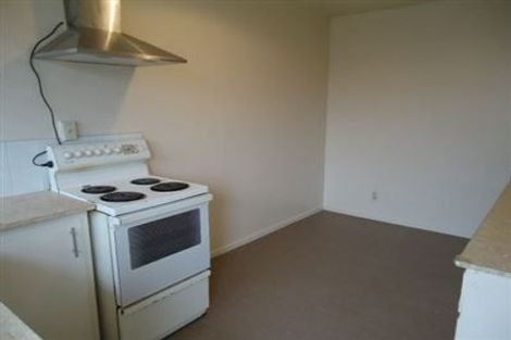 Photo of property in 2/7 Division Street, Riccarton, Christchurch, 8041