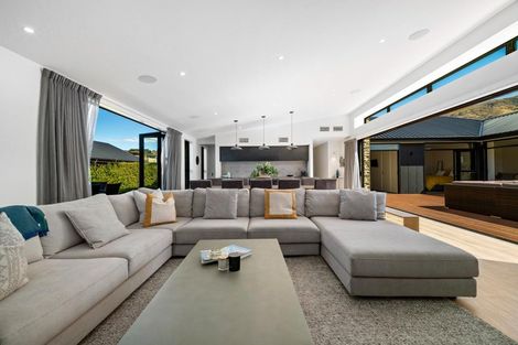 Photo of property in 13 Sapphire Spring Rise, Wanaka, 9305