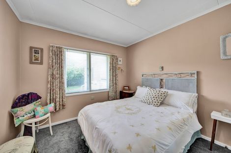 Photo of property in 28 Camberwell Road, Hawera, 4610