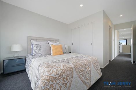 Photo of property in 67 Whare Kauri Road, Papakura, 2110