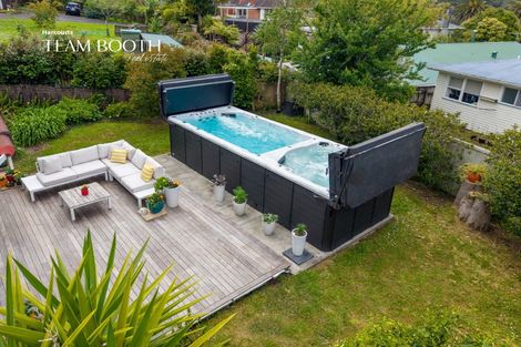 Photo of property in 1/53 Park Road, Glenfield, Auckland, 0629