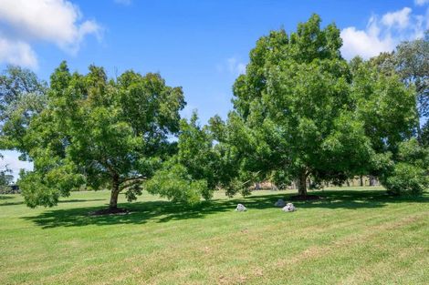 Photo of property in 44 Hardens Lane, Paremoremo, Auckland, 0632