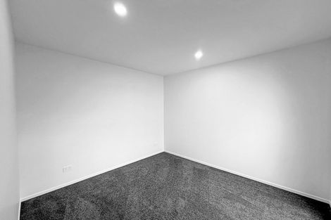 Photo of property in 21 Karaka Village Parade, Karaka, 2580