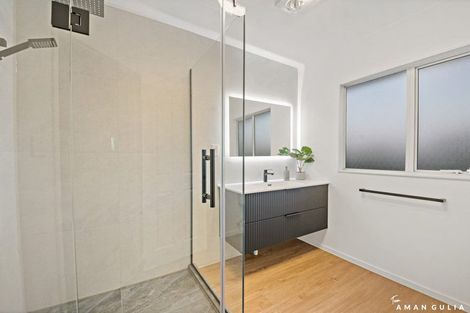 Photo of property in 6 Lorikeet Place, Unsworth Heights, Auckland, 0632