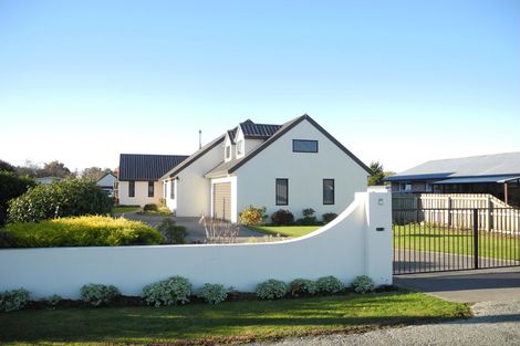 Photo of property in 8 Grace Street, Waimate, 7924
