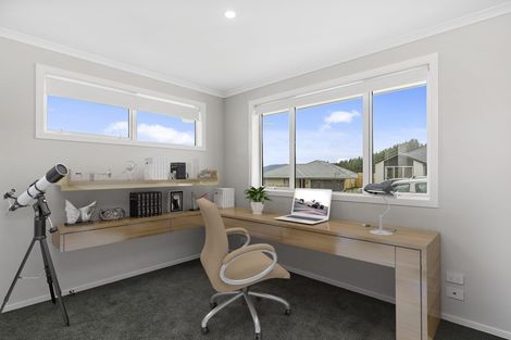 Photo of property in 10 Schooner Drive, Whitby, Porirua, 5024