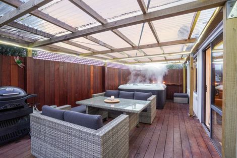 Photo of property in 2 Chaloner Lane, Westmorland, Christchurch, 8025