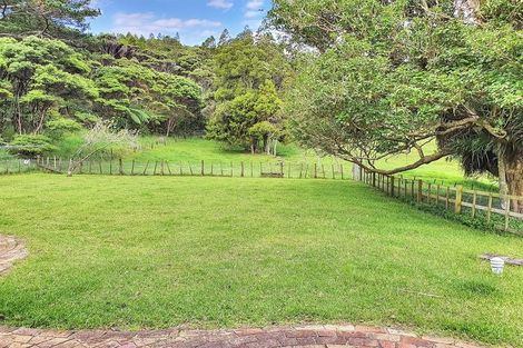Photo of property in 161 Horsman Road, Waitakere, Henderson, 0782