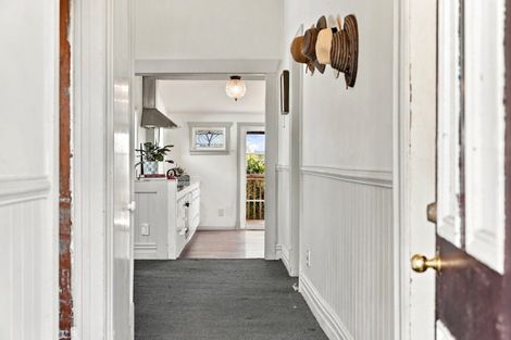 Photo of property in 25 Puriri Street, Helensville, 0800