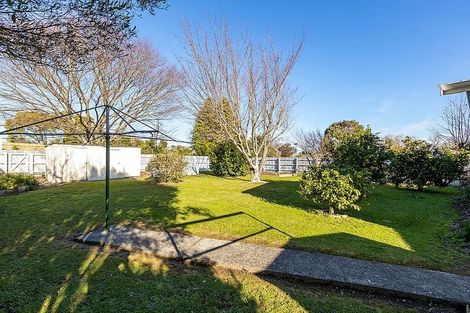 Photo of property in 15 Baillie Crescent, Carterton, 5713