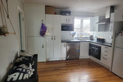 Photo of property in 1/72 Gloucester Road, Manurewa, Auckland, 2102