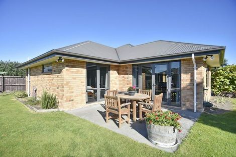 Photo of property in 9 Parkinson Place, Woodend, 7610