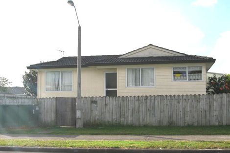 Photo of property in 8 Elisa Lane, Ranui, Auckland, 0612