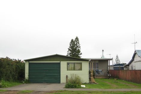 Photo of property in 77 Cracroft Street, Waitara, 4320