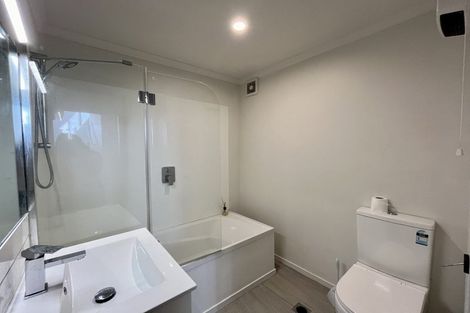 Photo of property in 2/127 Raroa Road, Aro Valley, Wellington, 6012