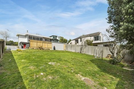 Photo of property in 51a Park Rise, Campbells Bay, Auckland, 0630