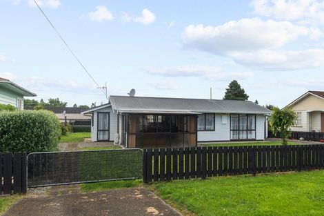 Photo of property in 44 Fox Street, Woodville, 4920