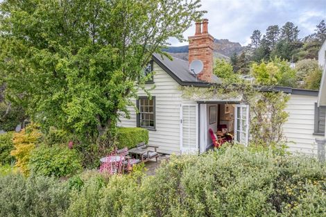Photo of property in 20 Percy Street, Akaroa, 7520