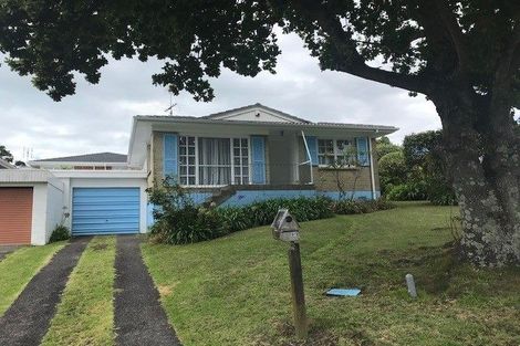 Photo of property in 1/1 Wycherley Drive, Bucklands Beach, Auckland, 2014